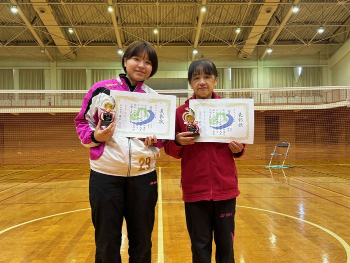 女子ダブルス優勝　天満　典子、仙石　里沙ペア