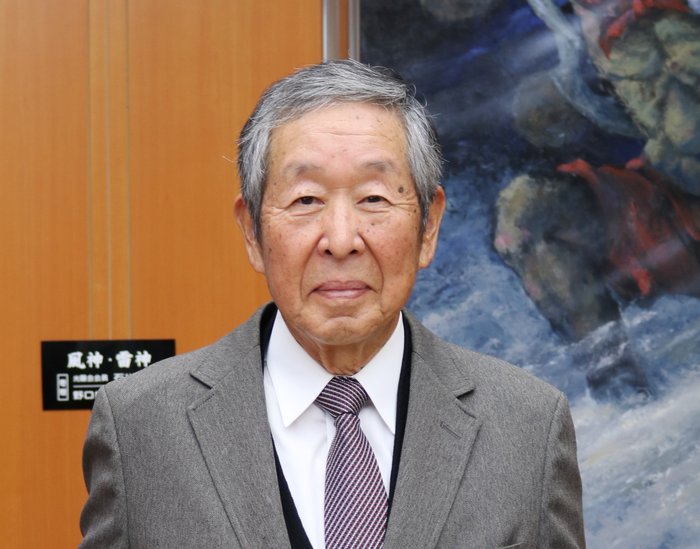 まちのわだい１　（写真1）表彰を受け「おもはゆい気持ちです」と話す有馬均さん - コピー.JPG