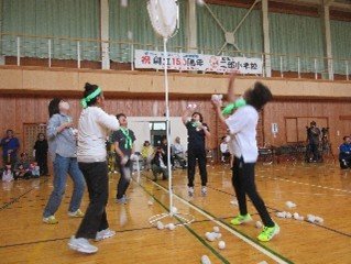 二部小学校の児童と運動会