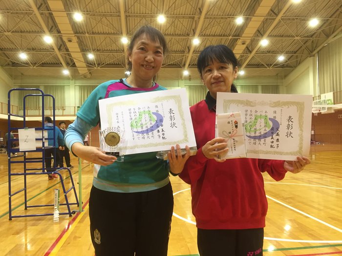 女子優勝ペア.JPG