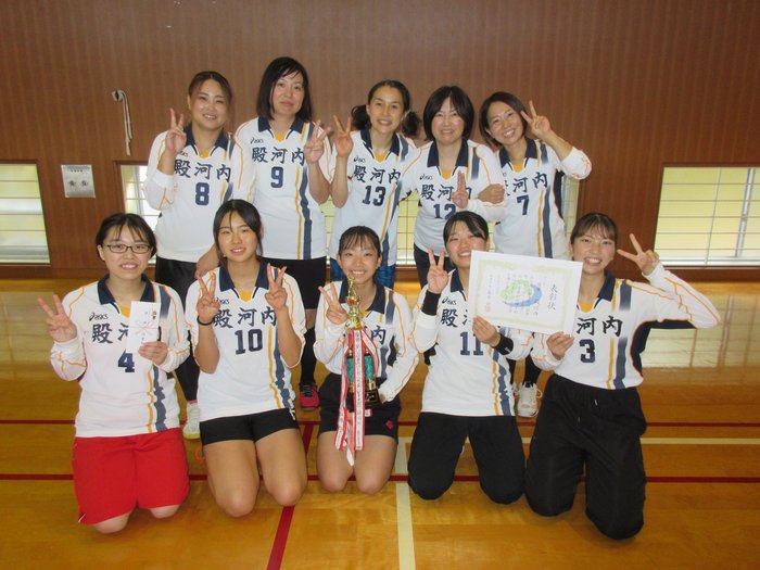 女子優勝(殿河内).JPG
