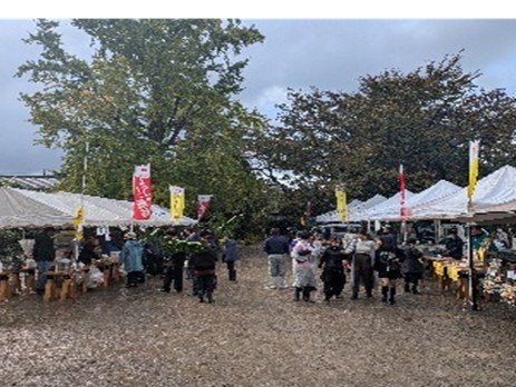 添谷地区の軽トラ市